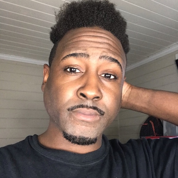 Meet your Posher, David - Picture 1 of 1